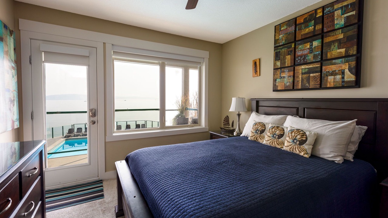 Photo of Bedroom in North Oyster