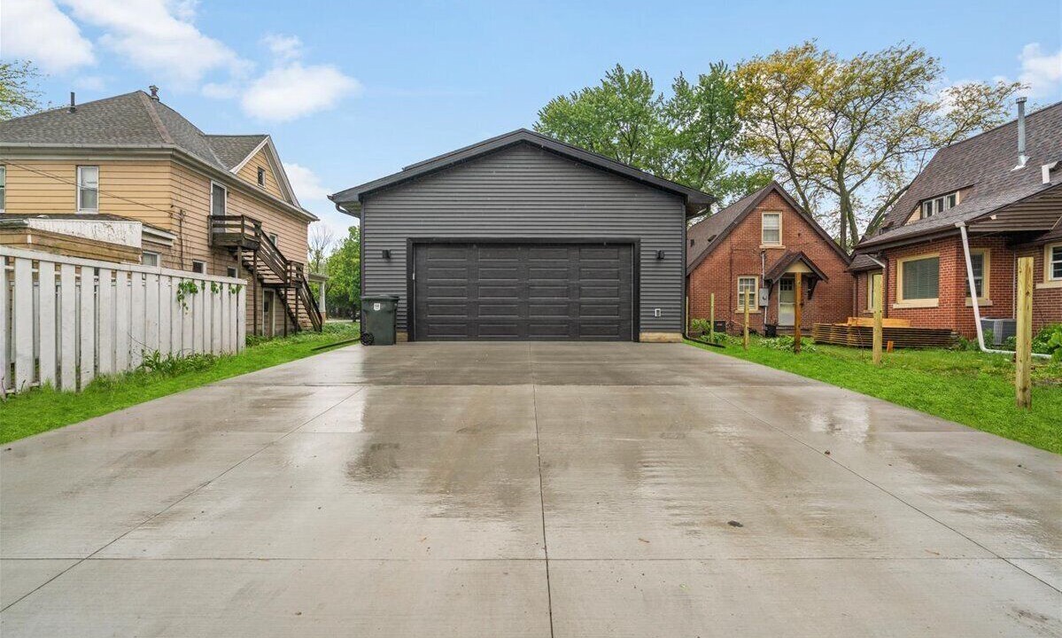 Photo of Outdoor in Cedar Falls