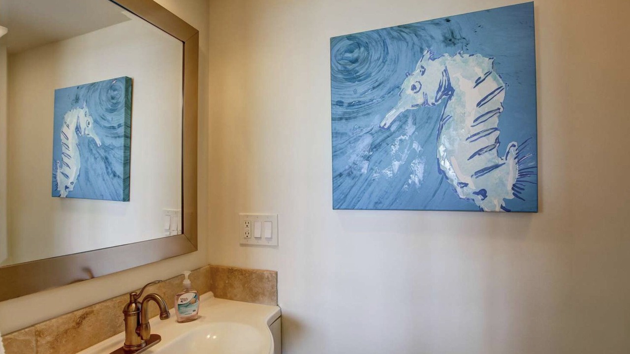 Photo of Bathroom in South Mission Beach