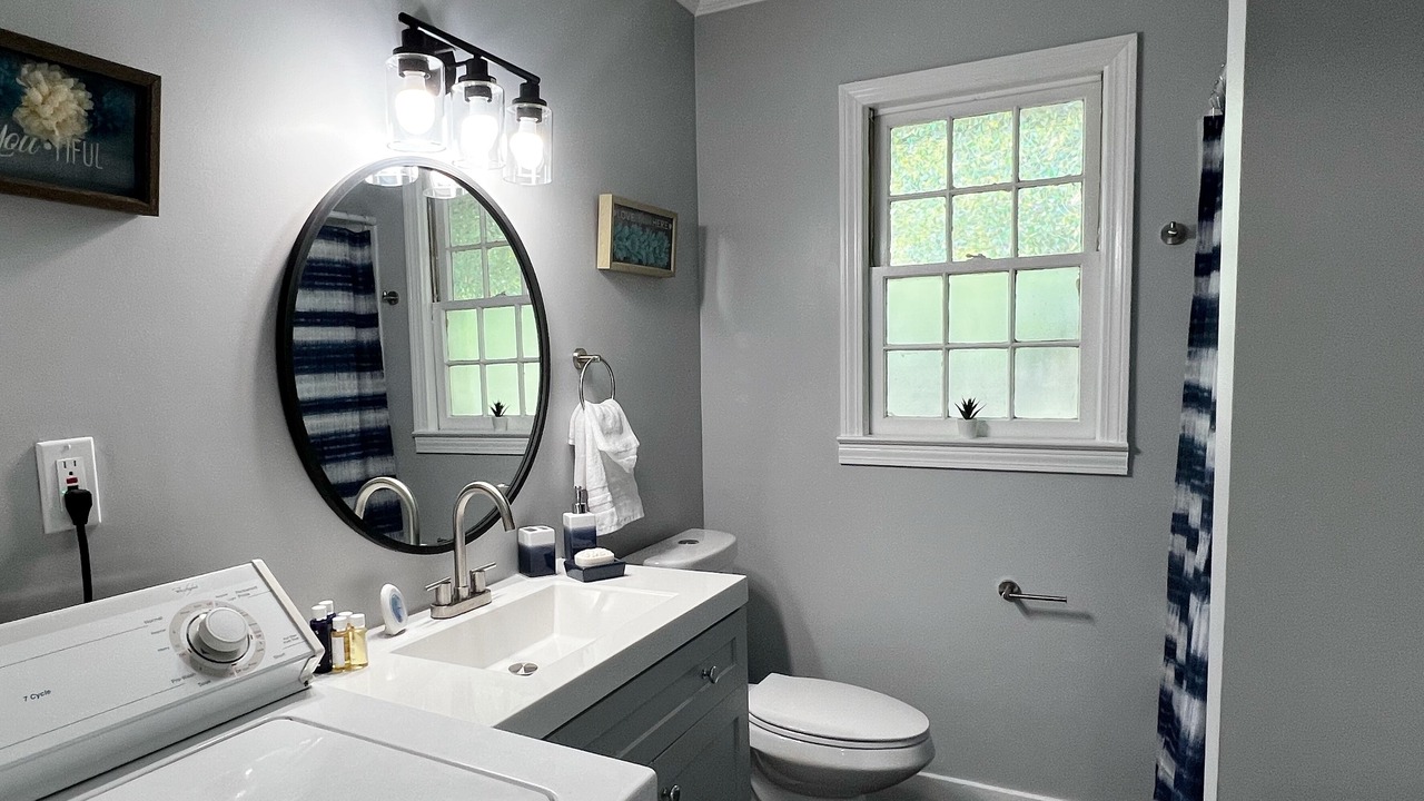 Photo of Bathroom in Dunean