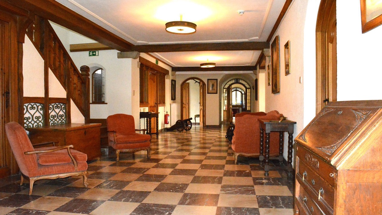 Photo of Others in Freux