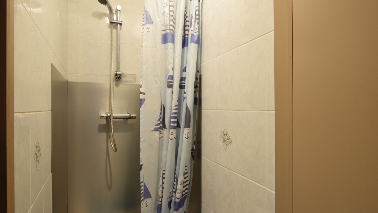 Photo of Bathroom in Roy