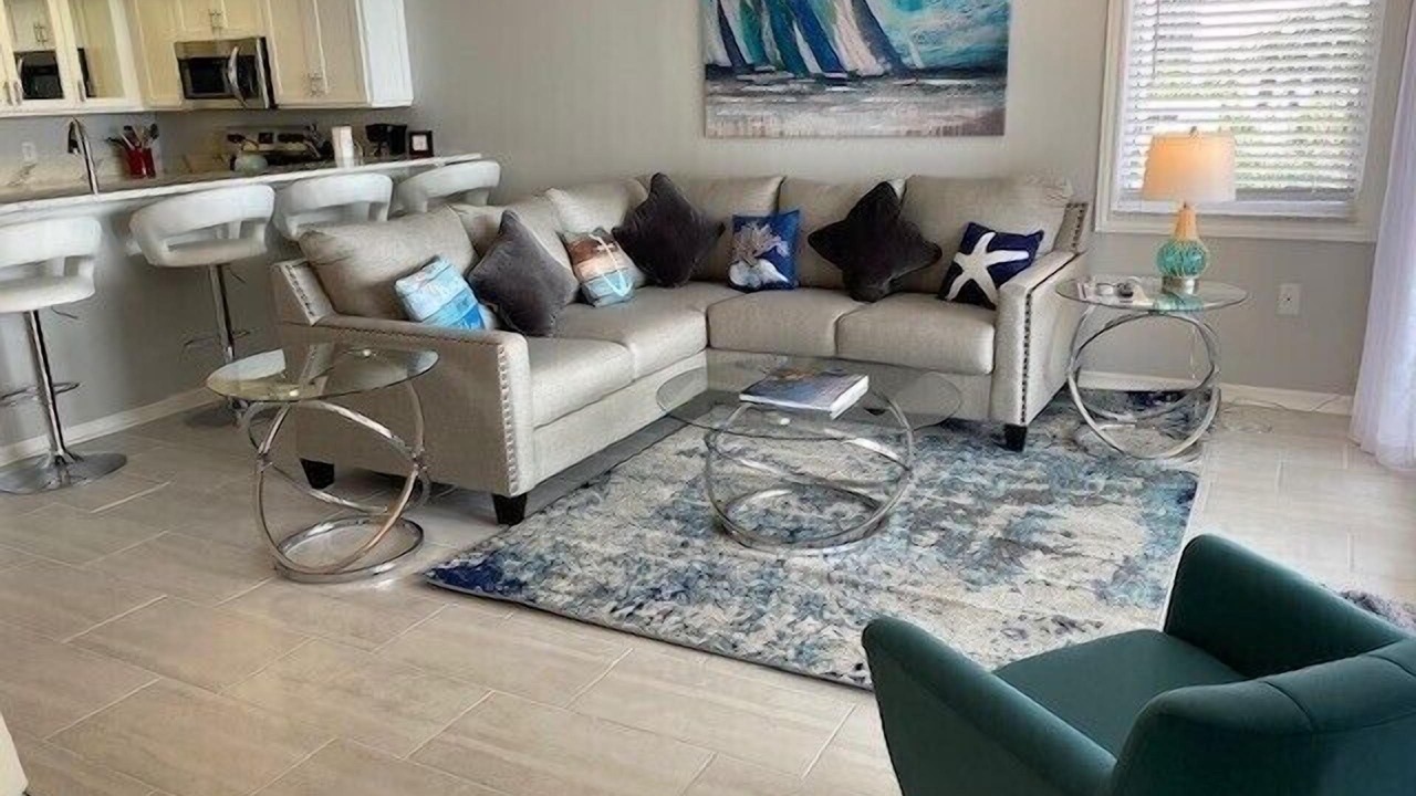 Photo of Livingroom in Park Shore