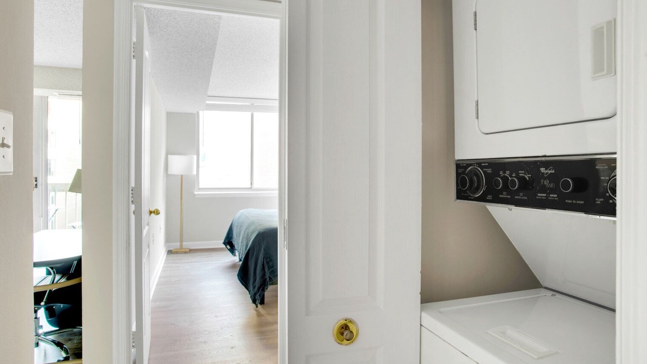Photo of Bedroom in Connecticut Ave - K Street
