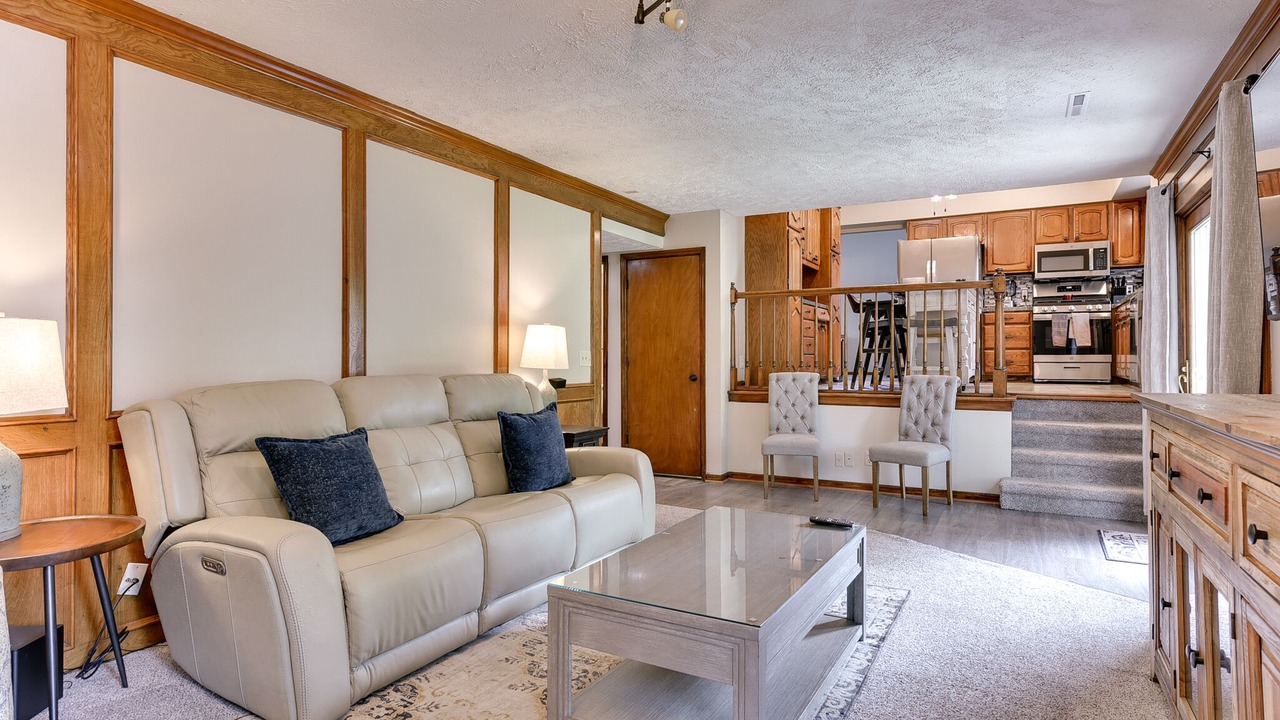 Photo of Livingroom in West Omaha