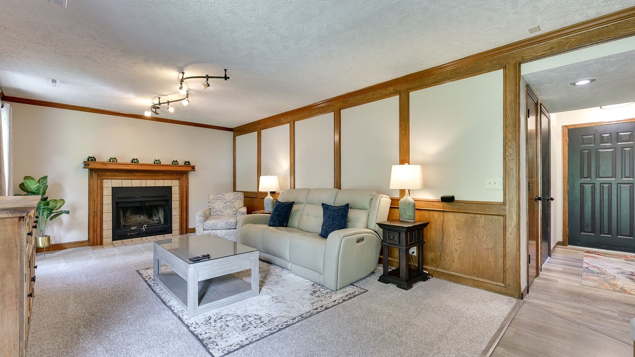 Photo of Livingroom in West Omaha