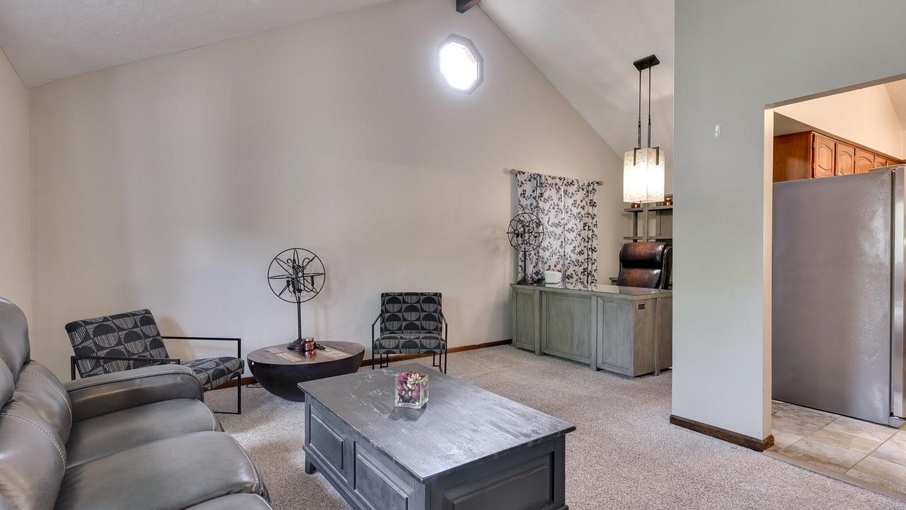 Photo of Livingroom in West Omaha