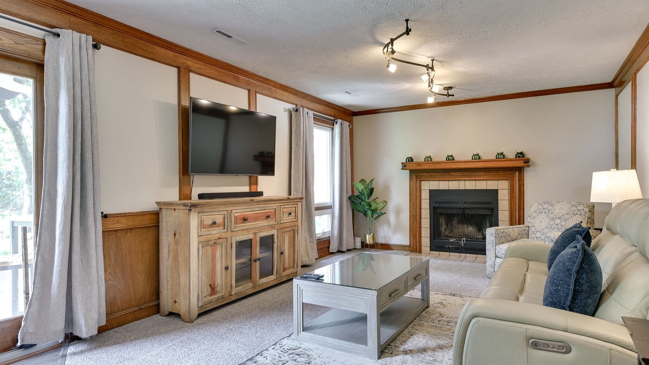 Photo of Livingroom in West Omaha