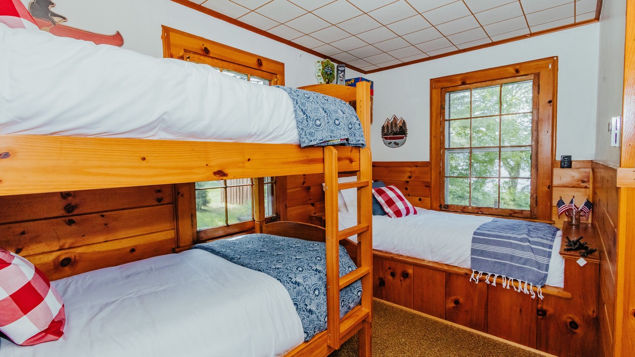 Photo of Bedroom in Lake Pleasant
