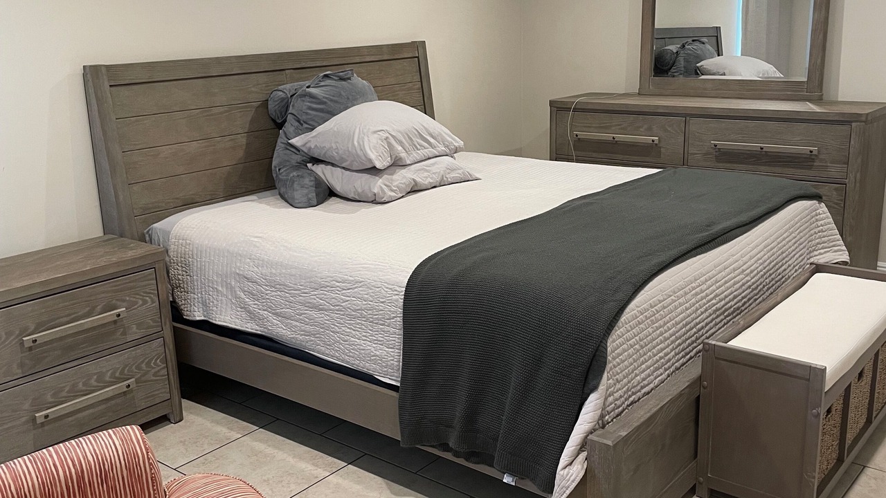 Photo of Bedroom in Cypress Lake