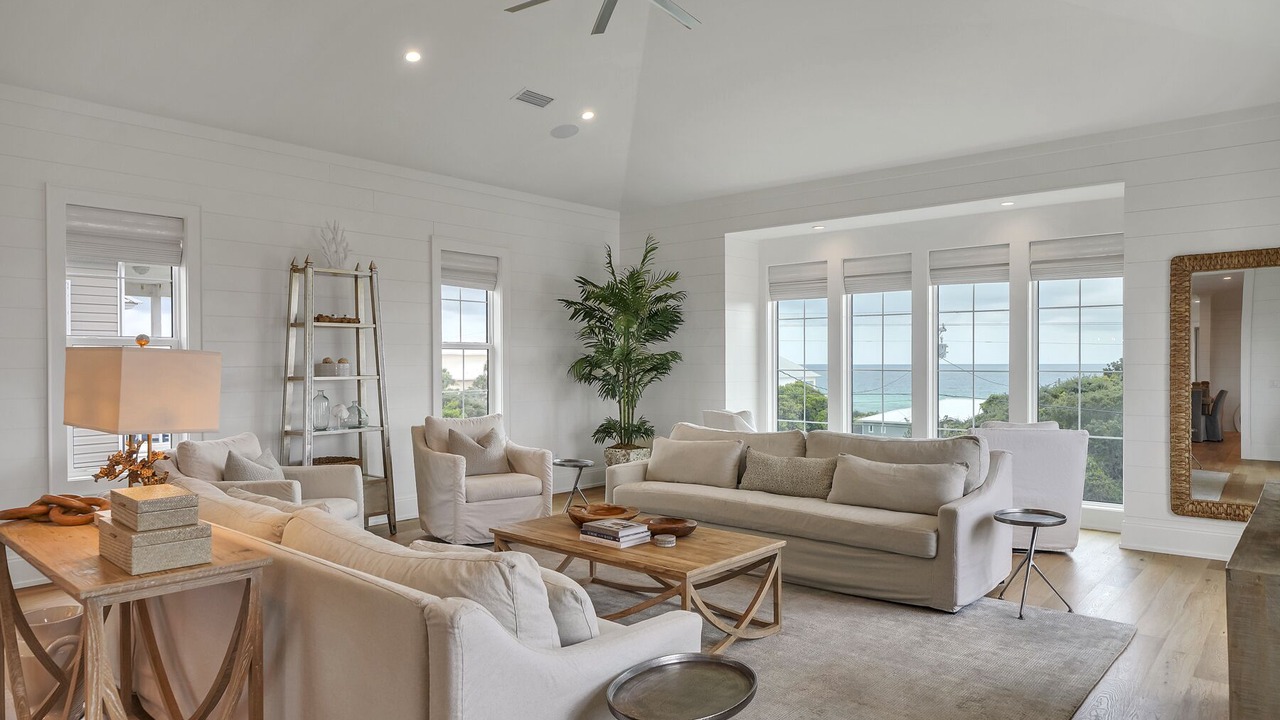 Photo of Bedroom in Seacrest