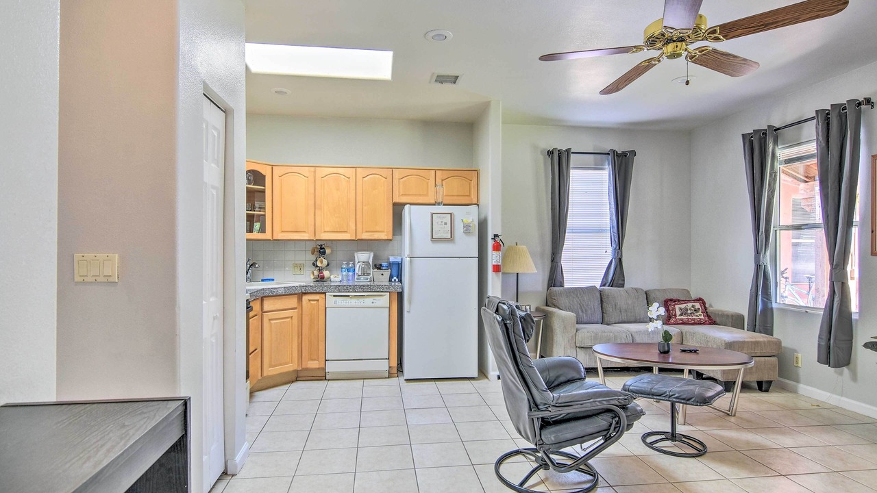 Photo of Livingroom in Eleven Mile Corner