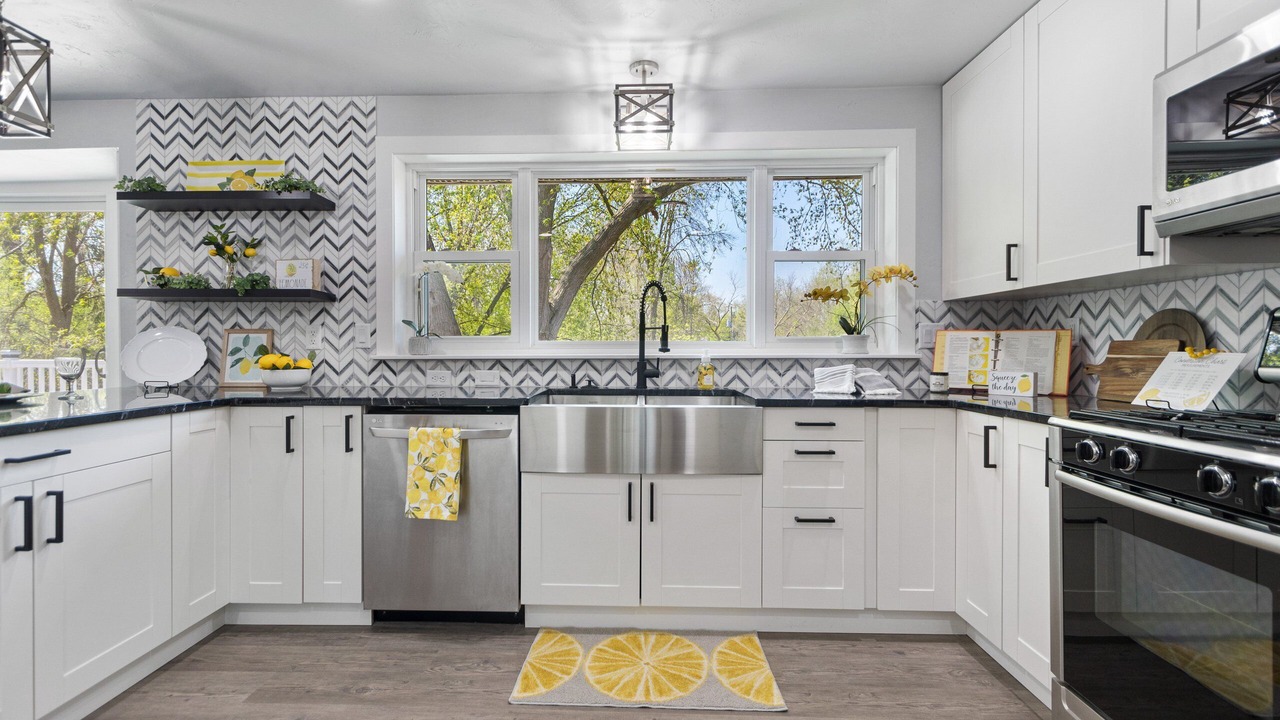 Photo of Kitchen in Ashwaubenon