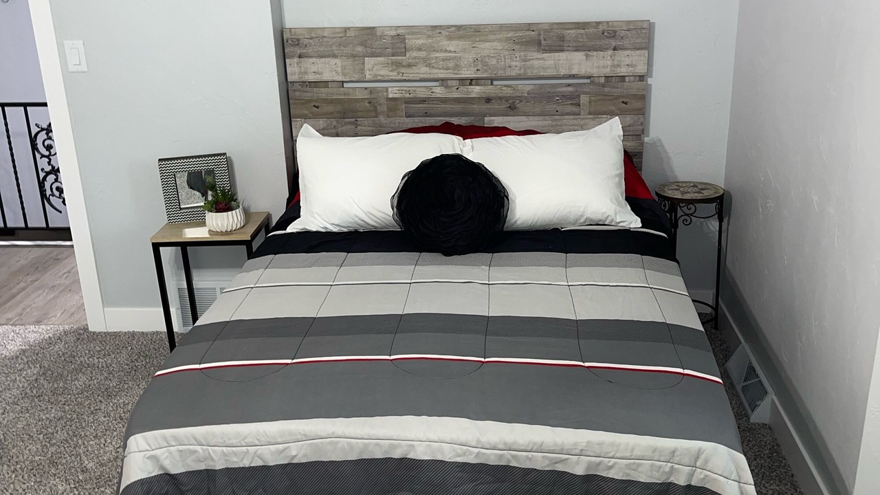 Photo of Bedroom in Ashwaubenon