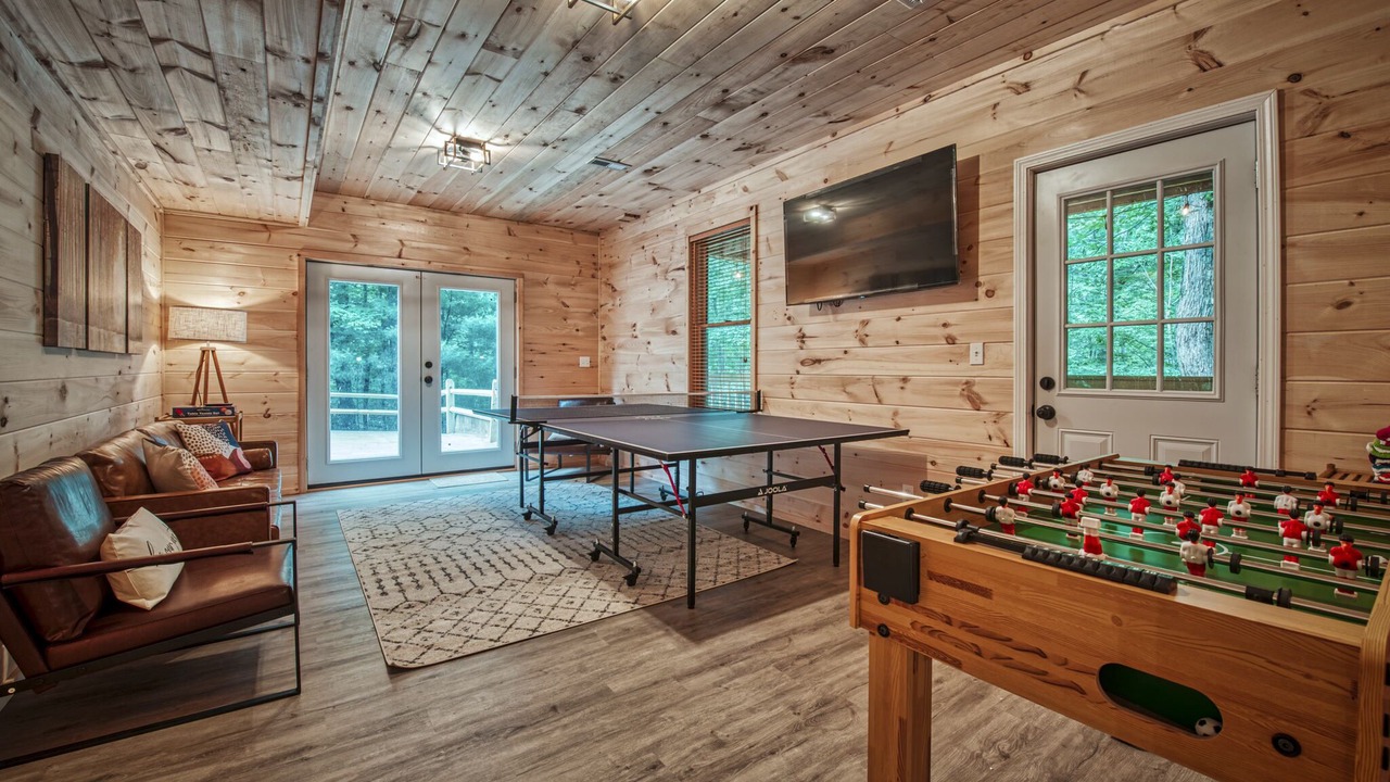 Photo of Bedroom in Ellijay
