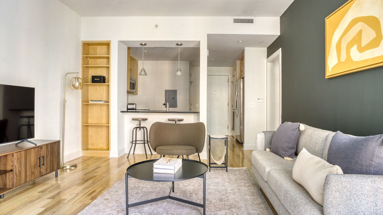 Photo of Livingroom in Mount Vernon Triangle