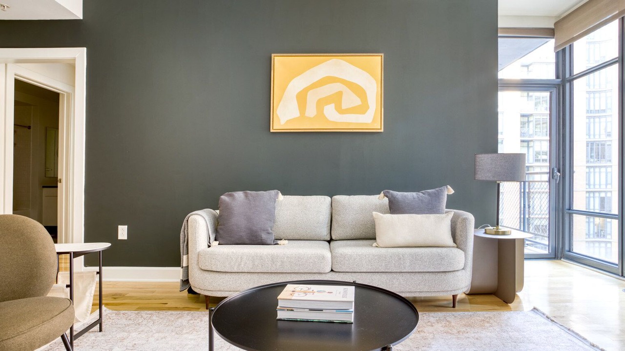 Photo of Livingroom in Mount Vernon Triangle