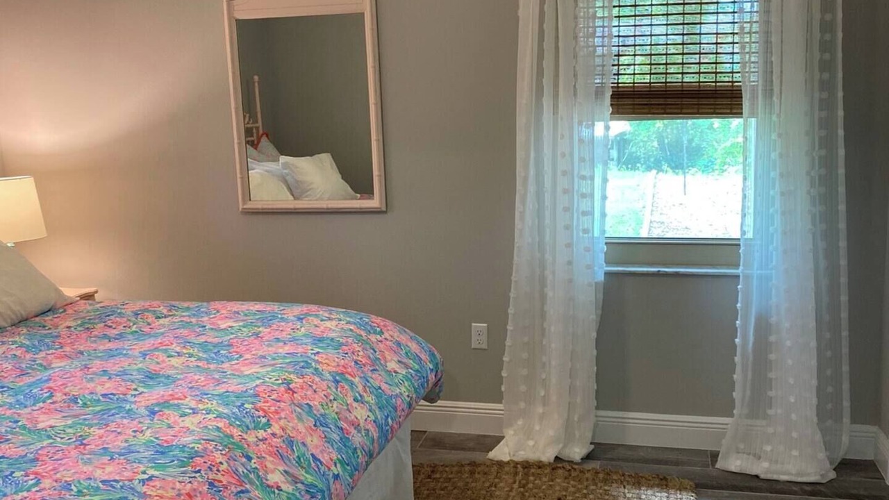 Photo of Bedroom in Dunnellon
