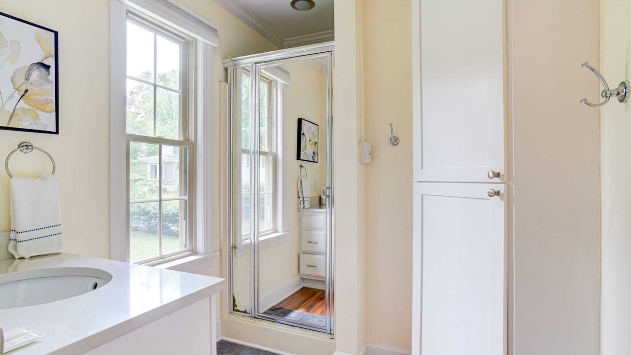 Photo of Bathroom in Wayne