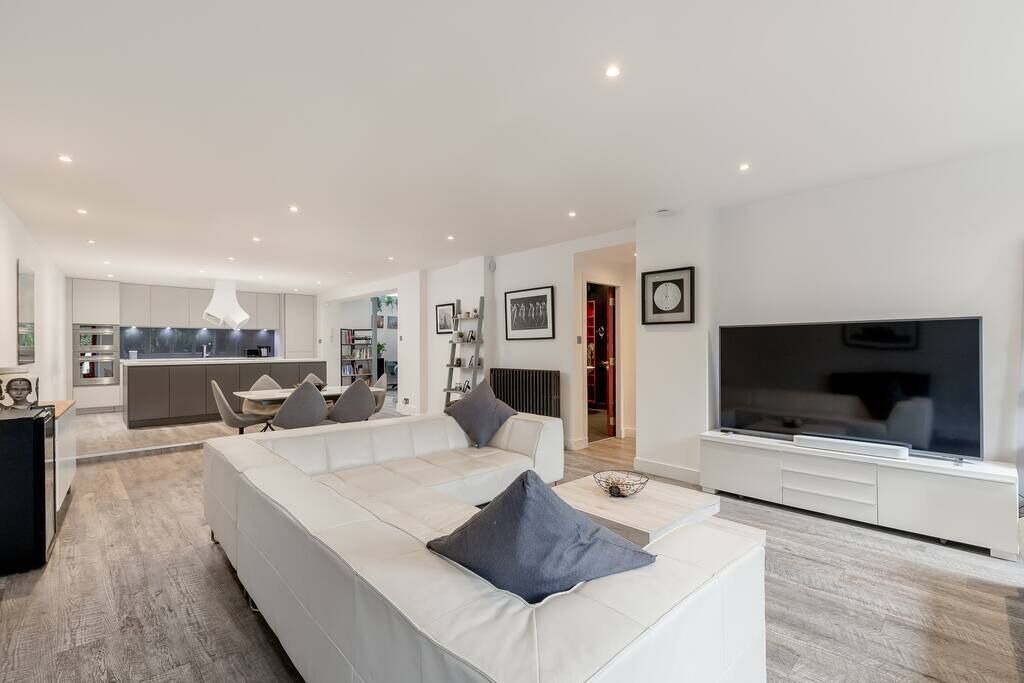 Photo of Livingroom in Gifford