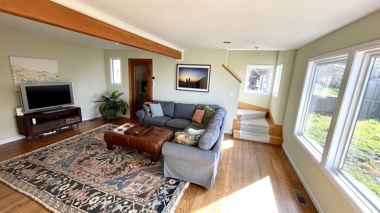 Photo of Livingroom in El Granada