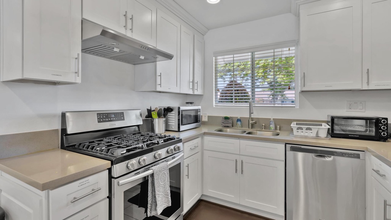 Photo of Kitchen in Southwest Anaheim