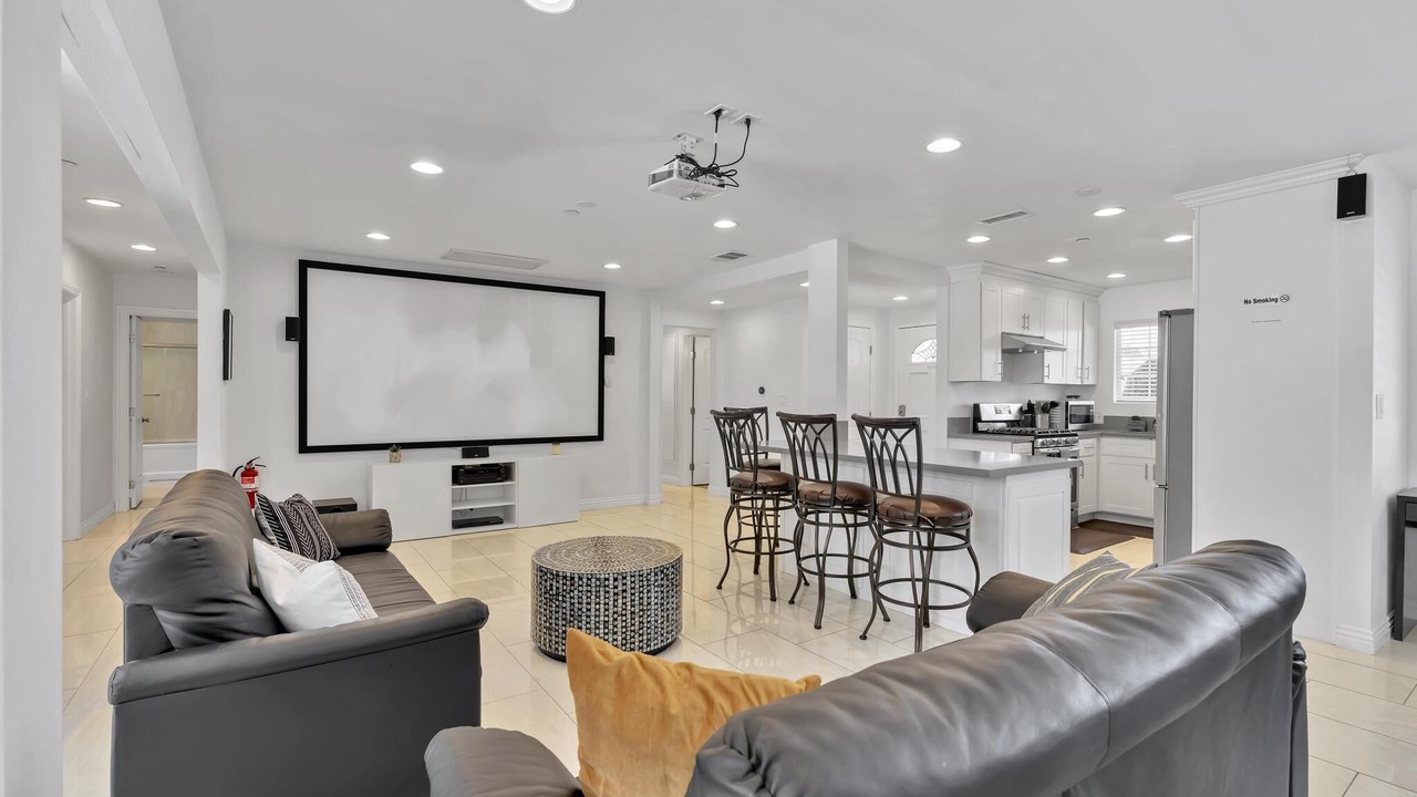Photo of Livingroom in Southwest Anaheim