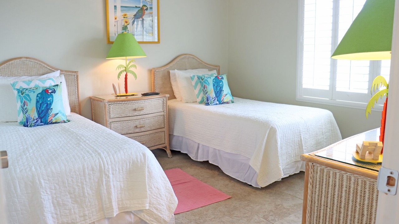 Photo of Bedroom in Seven Mile Beach