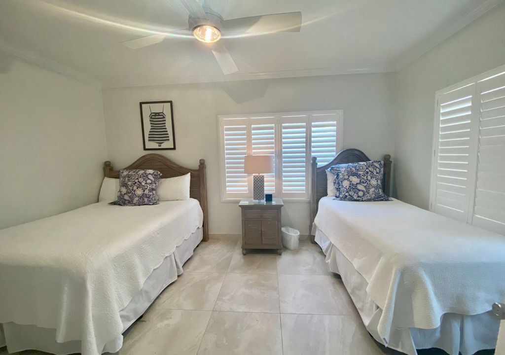 Photo of Bedroom in Seven Mile Beach