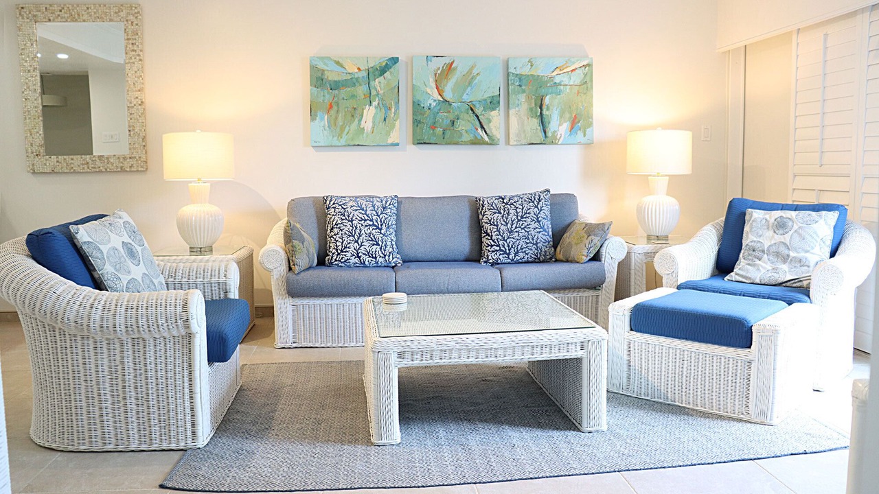Photo of Livingroom in Seven Mile Beach