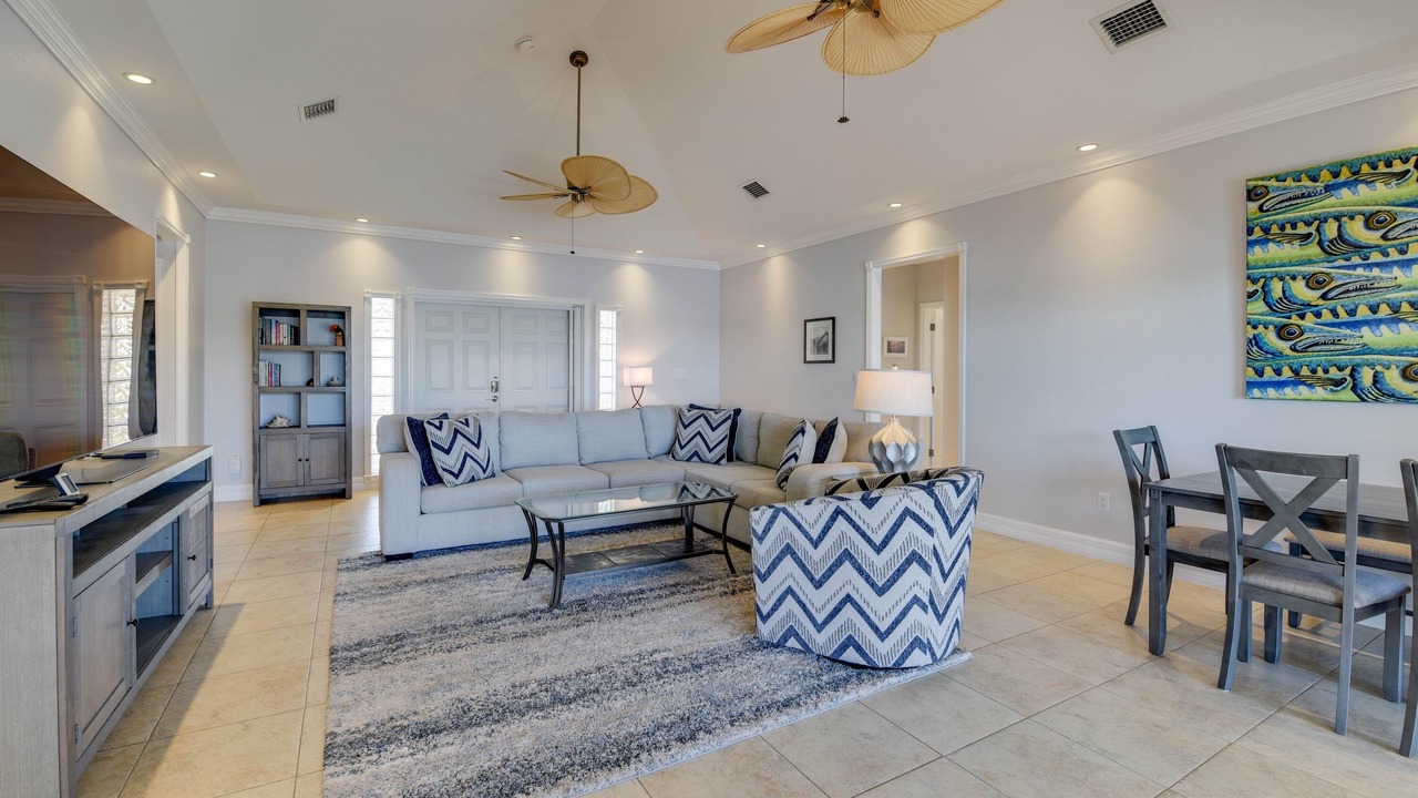 Photo of Livingroom in Sugarloaf Shores