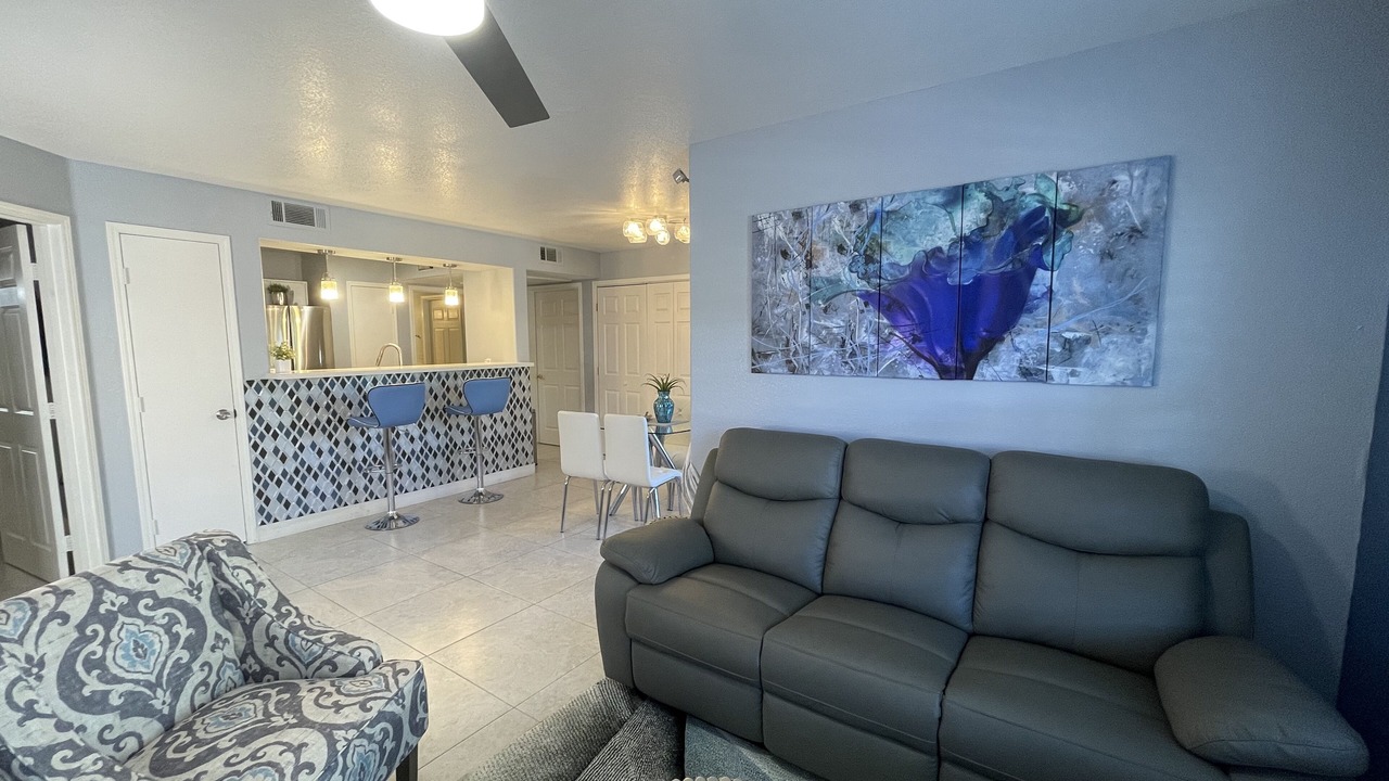 Photo of Livingroom in Silverado Ranch