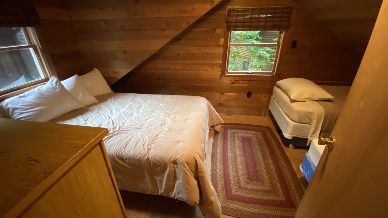 Photo of Bedroom in Lakeville