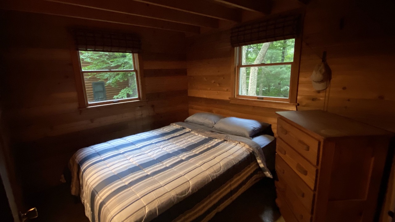 Photo of Bedroom in Lakeville