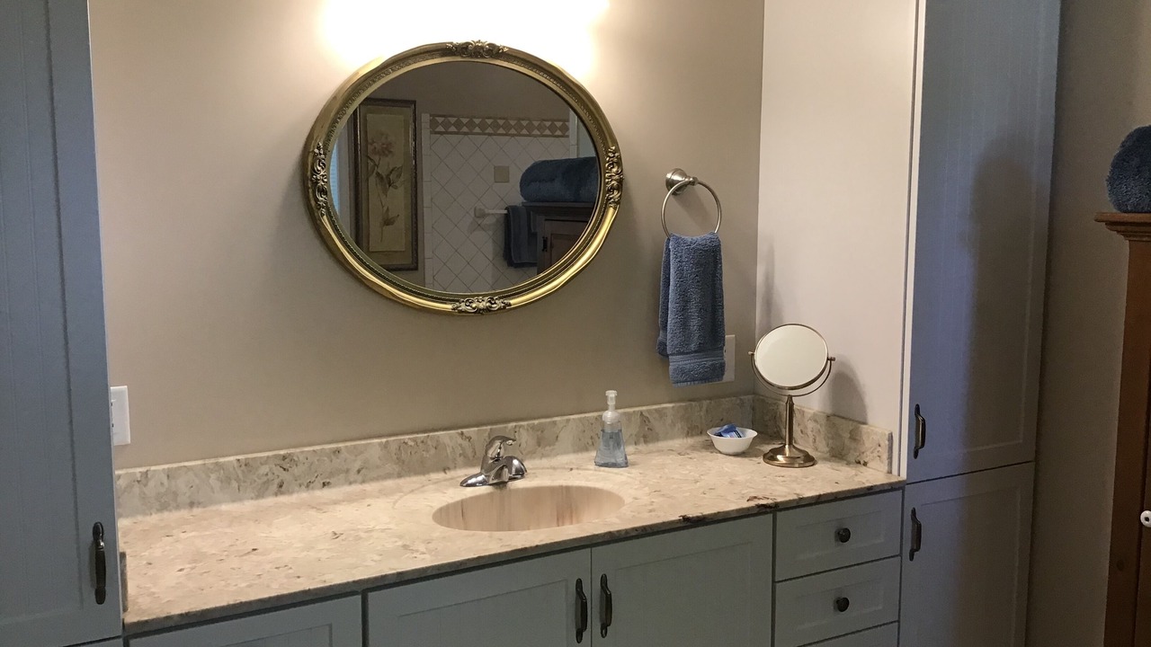 Photo of Bathroom in Toccoa