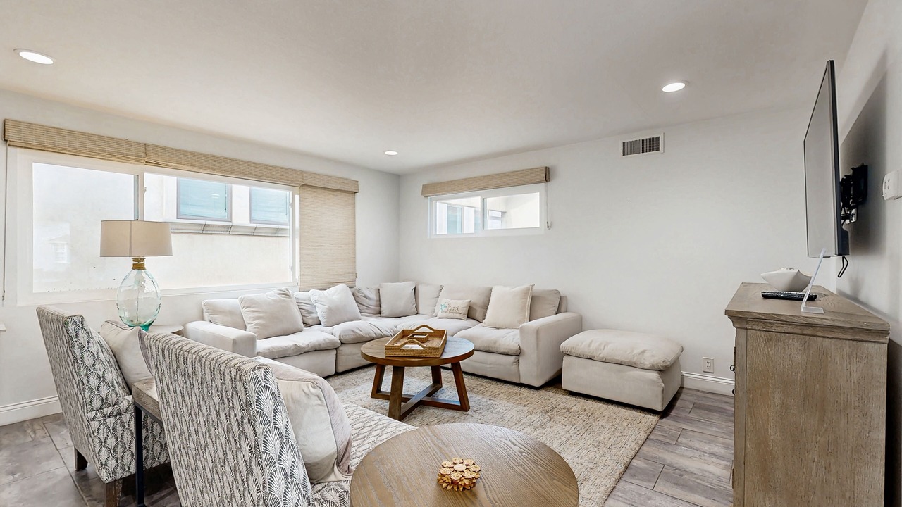 Photo of Livingroom in Balboa Island