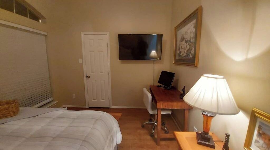 Photo of Bedroom in Pearland