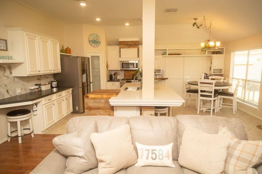 Photo of Livingroom in Pearland