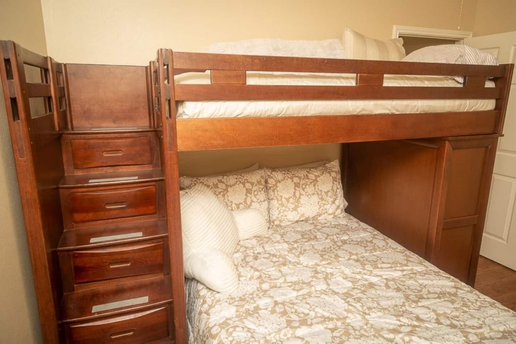 Photo of Bedroom in Pearland