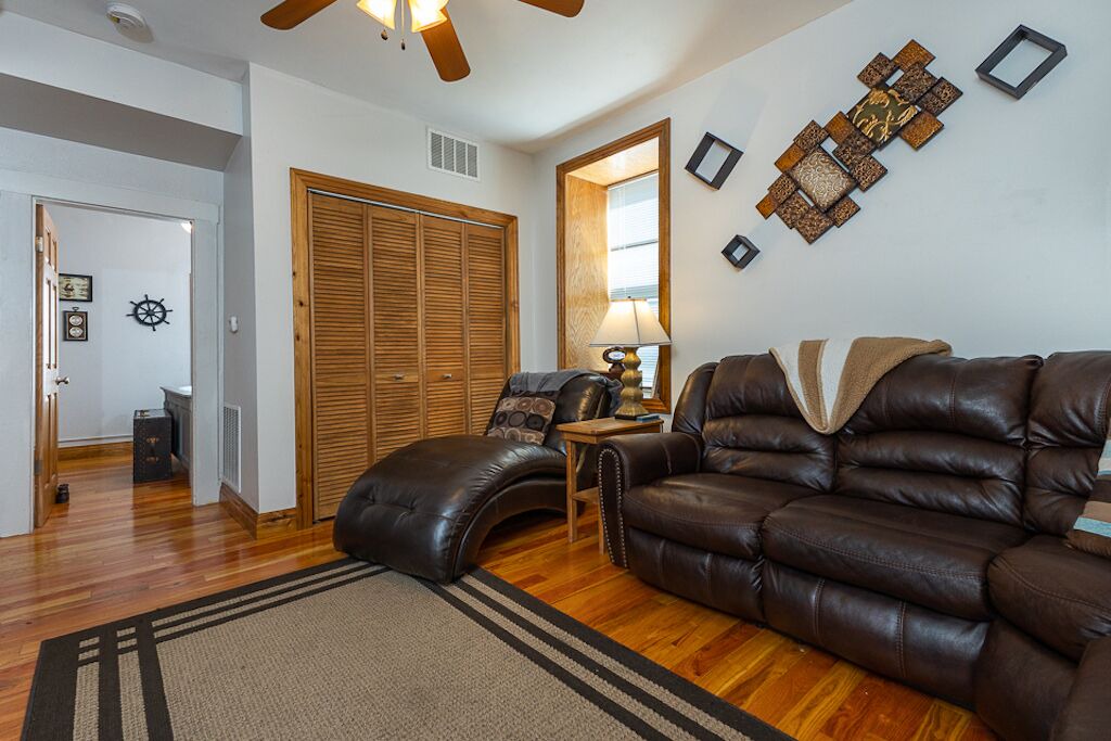 Photo of Livingroom in Dubuque
