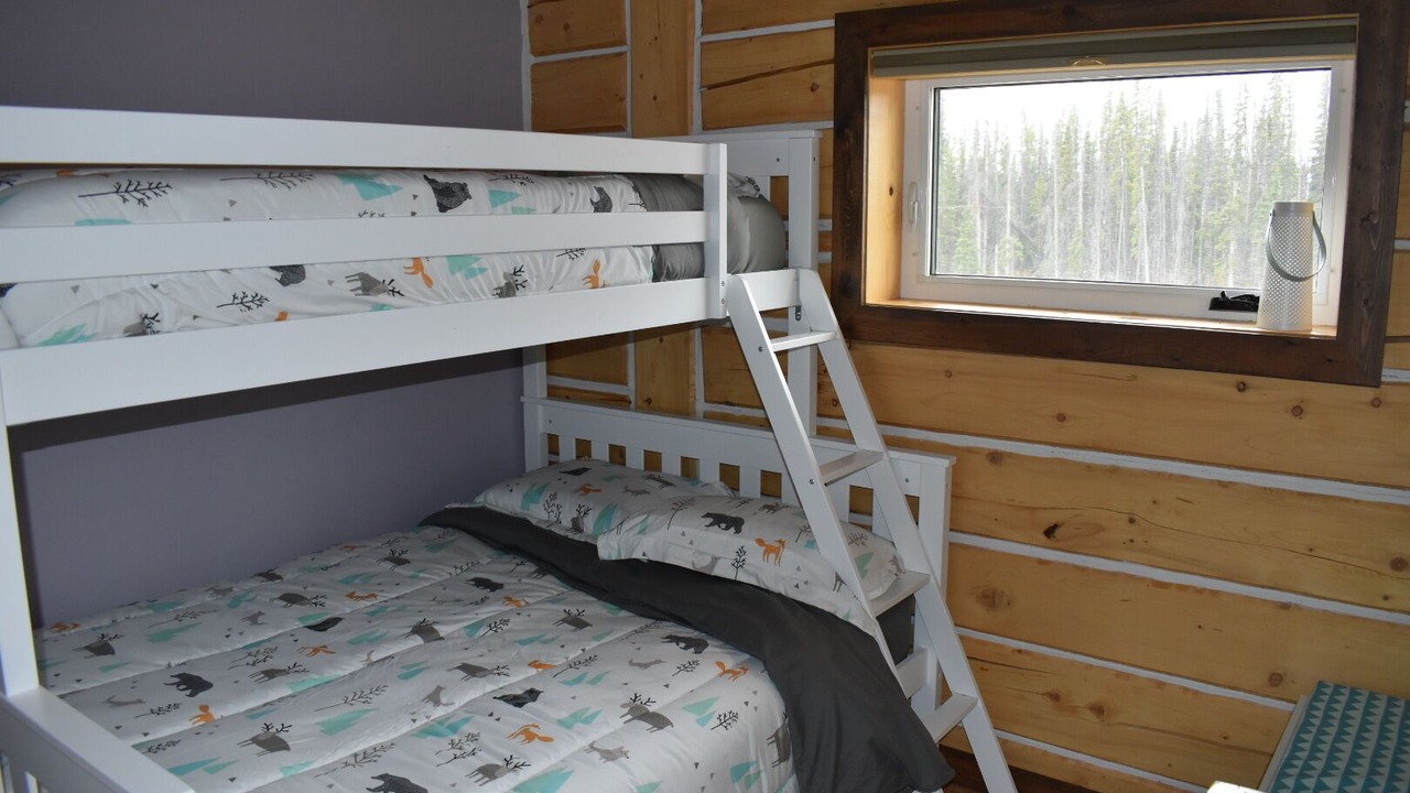 Photo of Bedroom in Haines Junction