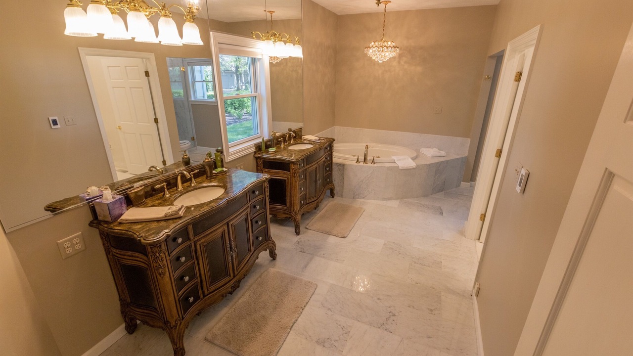 Photo of Bathroom in Carbondale