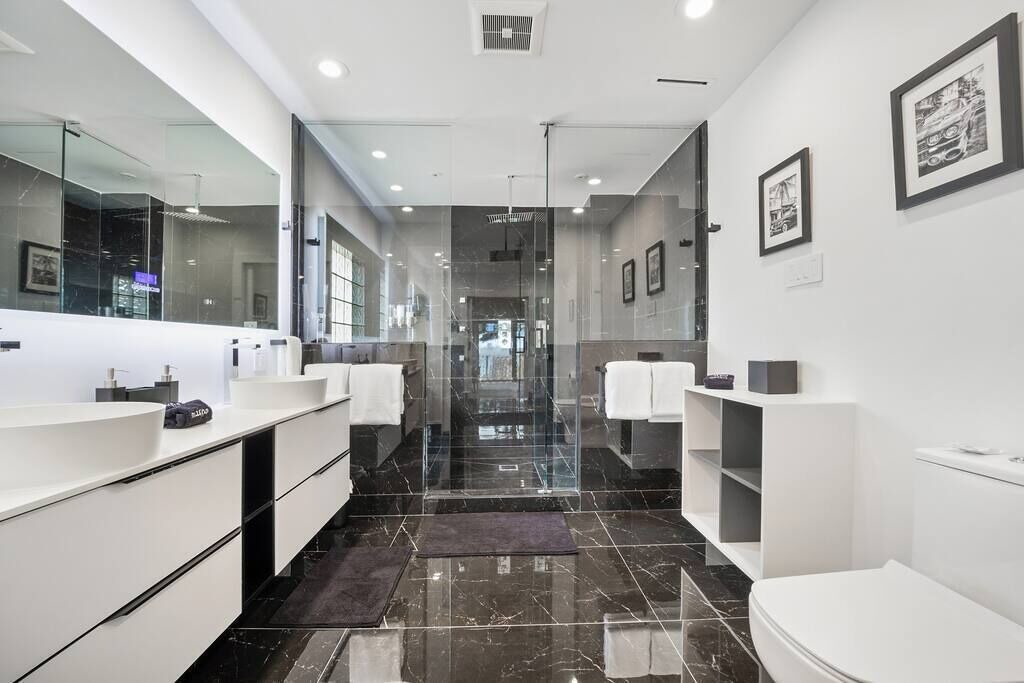 Photo of Bathroom in Seybold