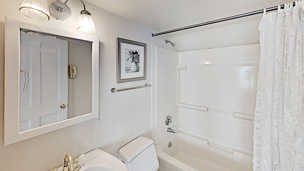 Photo of Bathroom in Sagamore Beach