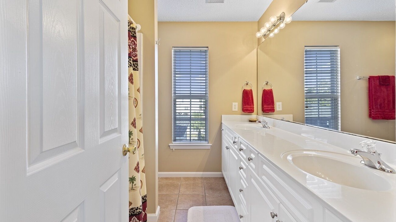 Photo of Bathroom in Surfside Beach