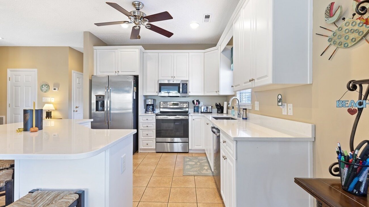 Photo of Kitchen in Surfside Beach