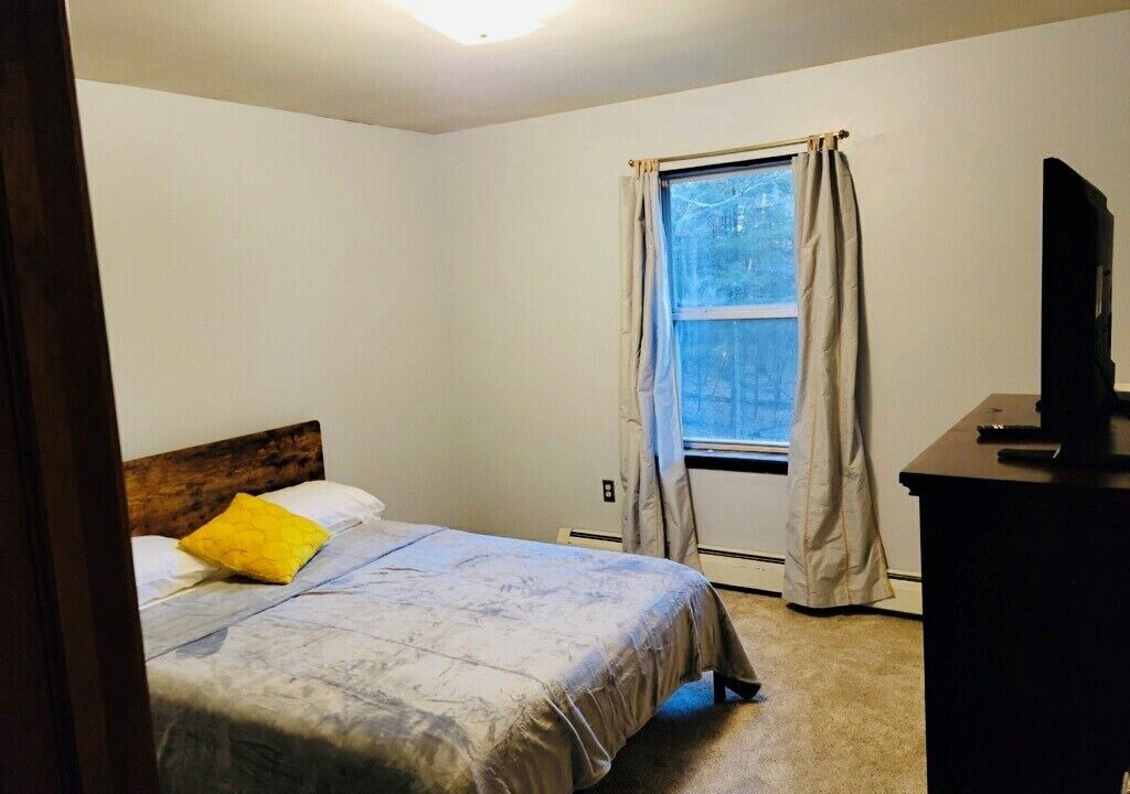 Photo of Bedroom in Brodheadsville