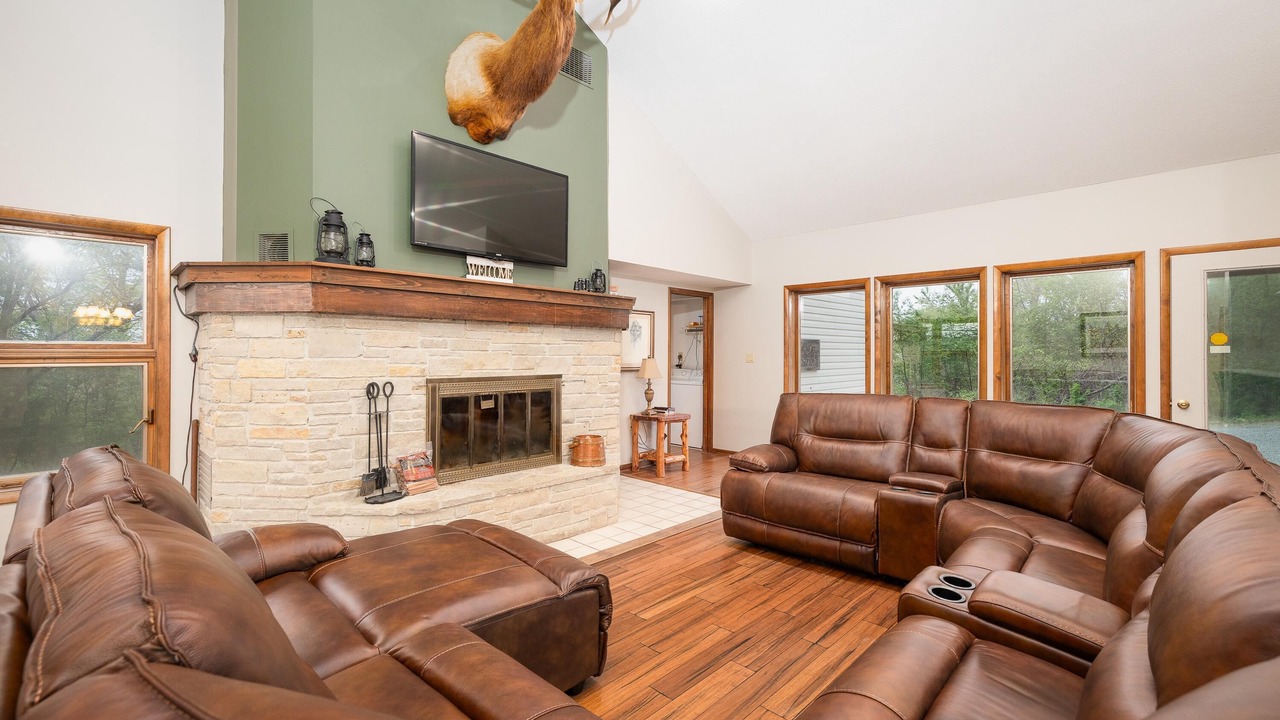 Photo of Livingroom in Steelville