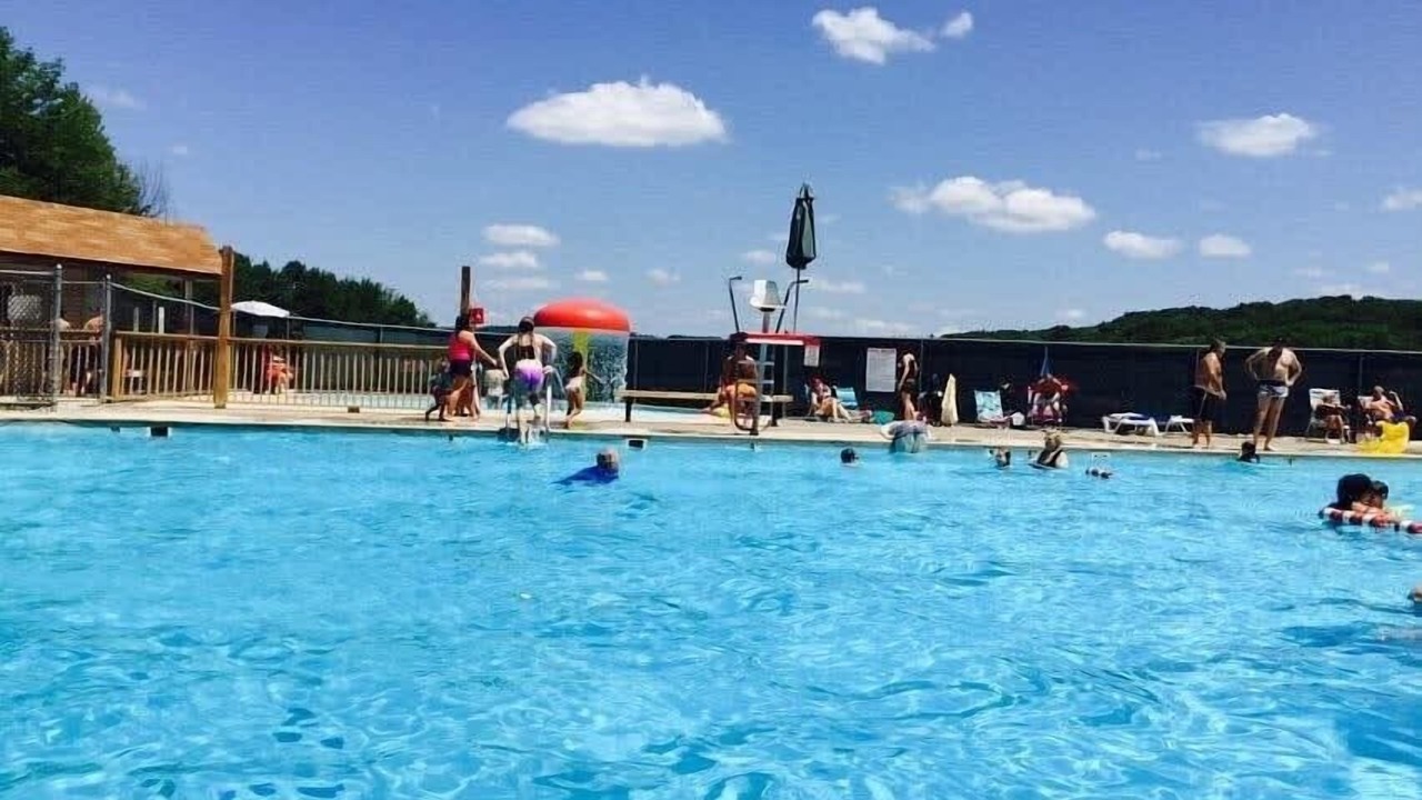 Photo of Others in Lake Ariel