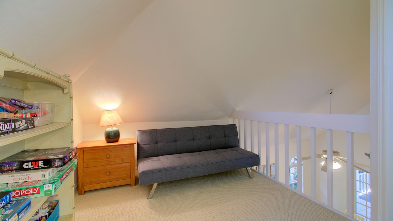 Photo of Livingroom in Heron's Landing